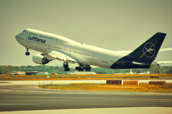 Best 13 Travel APIs for Developers and Travel Businesses in 2025